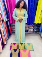 Caftan Marocain Moderne – Tissu Crêpe Doux & Broderies Dorées