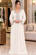 Gandoura Marocaine Femme en Crêpe Doux – Broderies Élégantes sans Foulard