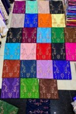 Gandoura Femme avec Foulard Assorti – Motif Floral Perlée & Tissu Crêpe Doux – Image 5