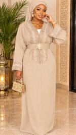 Caftan Marocain Moderne – Tissu Crêpe Fluide & Ceinture Ornementale – Image 5